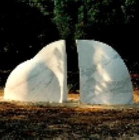 圖6 （左）禮運大同 Relation 卡拉拉白色大理石 White Marble (Carrara) 1995, 190x38x180cm， 240x50x190m-圖片