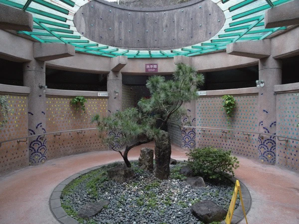 圖6 冬山河親水公園遊客活動中心馬賽克。（筆者拍攝，2023）-圖片