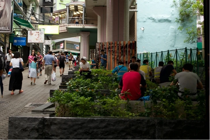 圖6 連接中環至半山區的戶外自動扶梯系統；2017年景致。-圖片