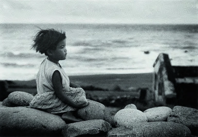 《影像思索》，1974-75傳統相機拍攝／2010.07.18上傳blog。©王信-圖片