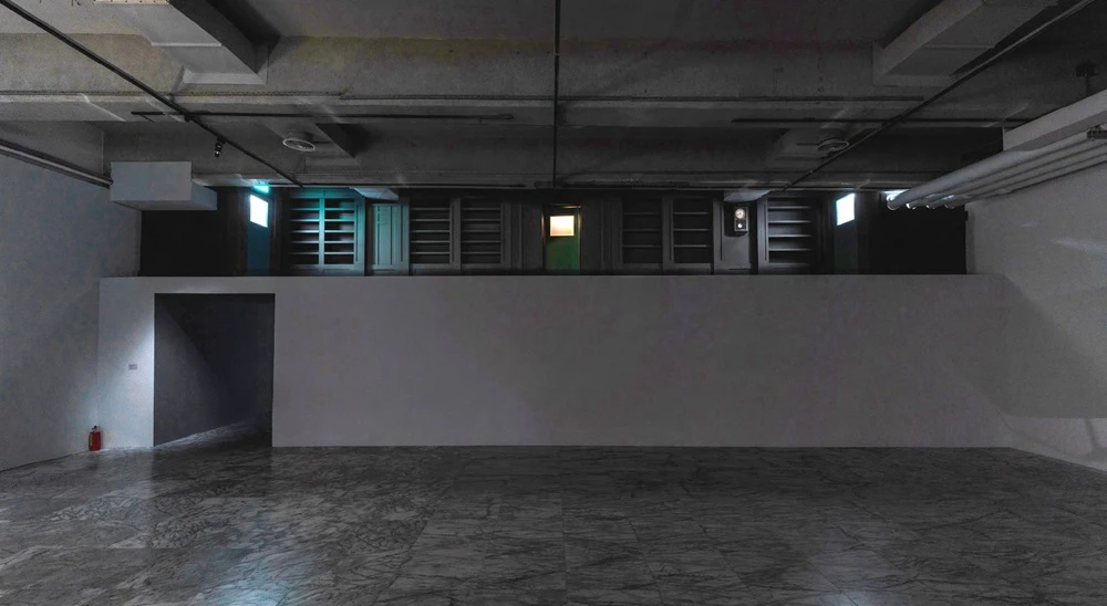 鄧肯．蒙弗（Duncan MOUNTFORD），《幽靈圖書館》，2018，裝置。-圖片