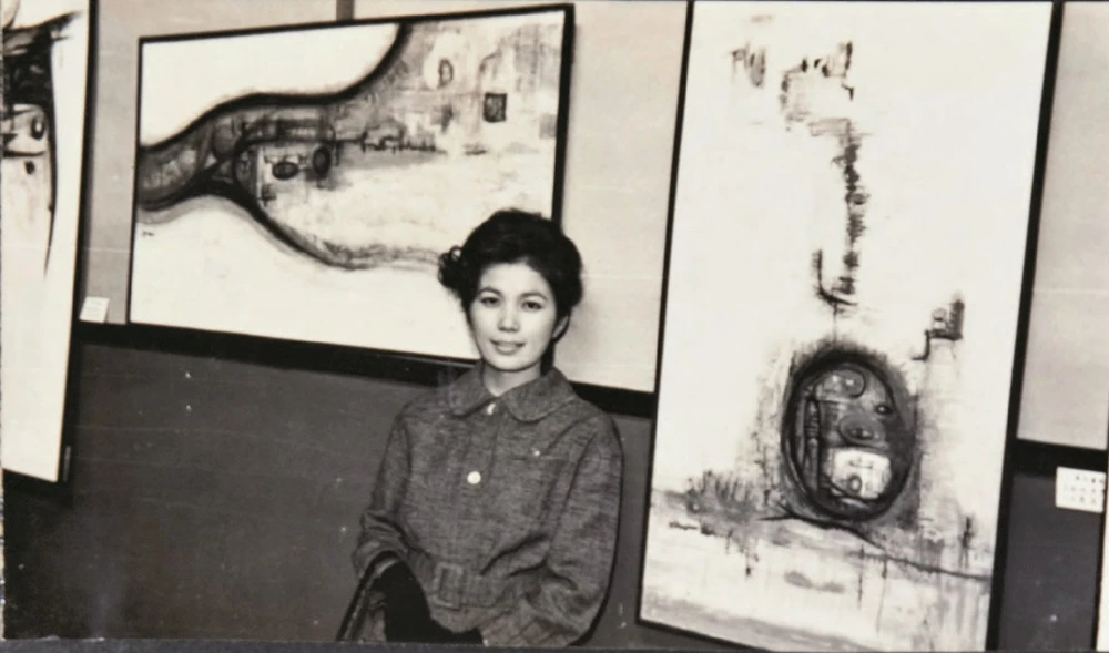 點擊觀看大圖-1963年首度參展第七屆東方畫展,展出3件作品J、U、N。©黃潤色 1963年首度參展第七屆東方畫展,展出3件作品J、U、N。©黃潤色-圖片