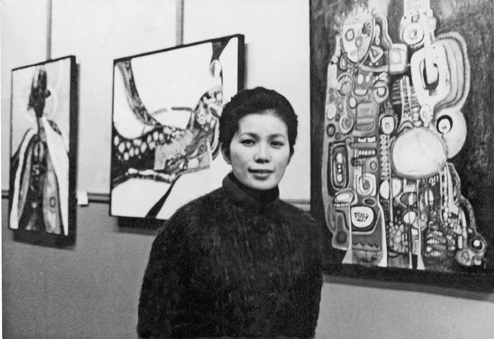 點擊觀看大圖-1966年第十屆東方畫展展出四件,左一即為《作品66》。©黃潤色 1966年第十屆東方畫展展出四件,左一即為《作品66》。©黃潤色-圖片