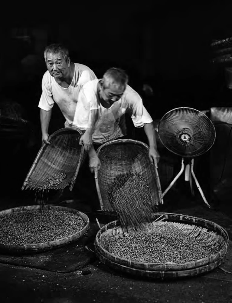點擊觀看大圖-陳永賢,《職人圖》,單頻錄像+數位輸出,2018。 陳永賢,《職人圖》,單頻錄像+數位輸出,2018。-圖片
