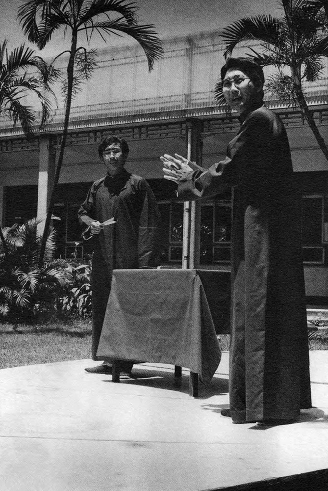 點擊觀看大圖-陳永賢攝影,馮翊綱與宋少卿,「相聲瓦舍」成立第一張照片。 陳永賢攝影,馮翊綱與宋少卿,「相聲瓦舍」成立第一張照片。-圖片