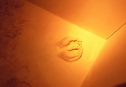 點擊觀看大圖-徐瑞憲,《與自然對話的七種方式》,2003,聲音裝置、雕塑,大小隨場地變化。©徐瑞憲 徐瑞憲,《與自然對話的七種方式》,2003,聲音裝置、雕塑,大小隨場地變化。©徐瑞憲-圖片