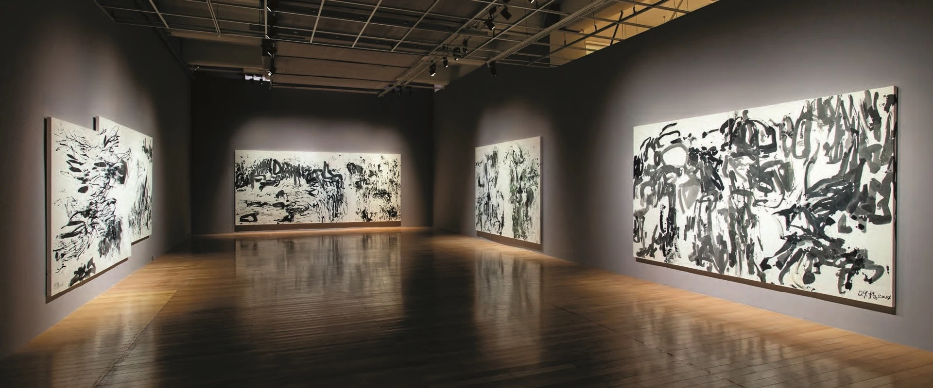 點擊觀看大圖-楊世芝作品展場一景 楊世芝作品展場一景-圖片