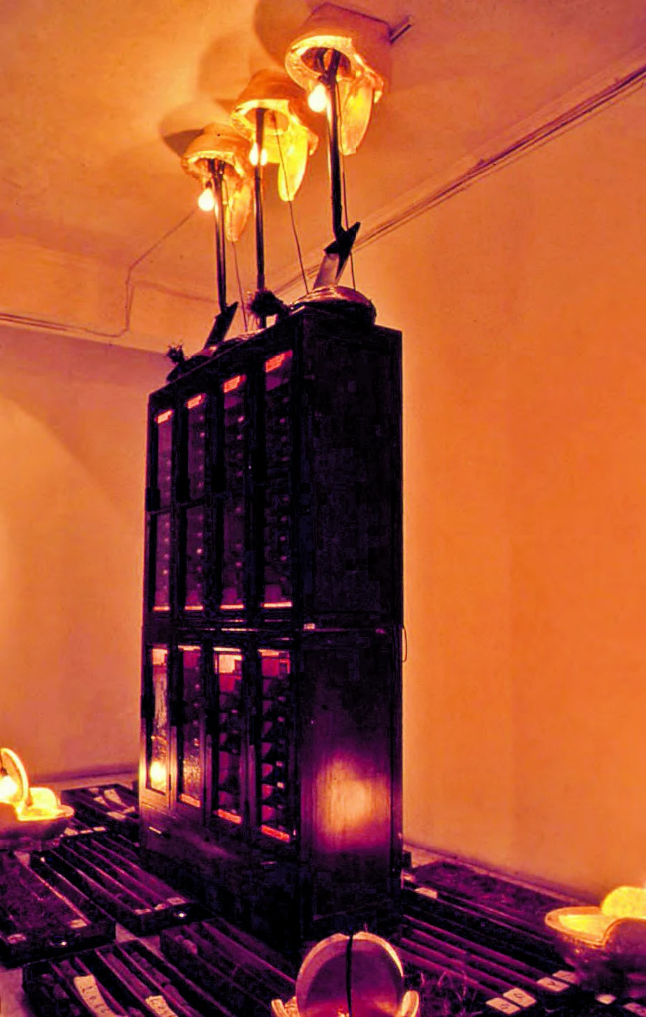 姚瑞中，《Shitory》，1994，伊通公園個展。-圖片