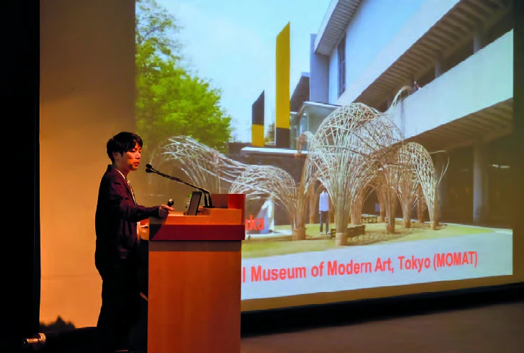 點擊觀看大圖-保坂健二朗演講側拍 ©臺北市立美術館 保坂健二朗演講側拍 ©臺北市立美術館-圖片