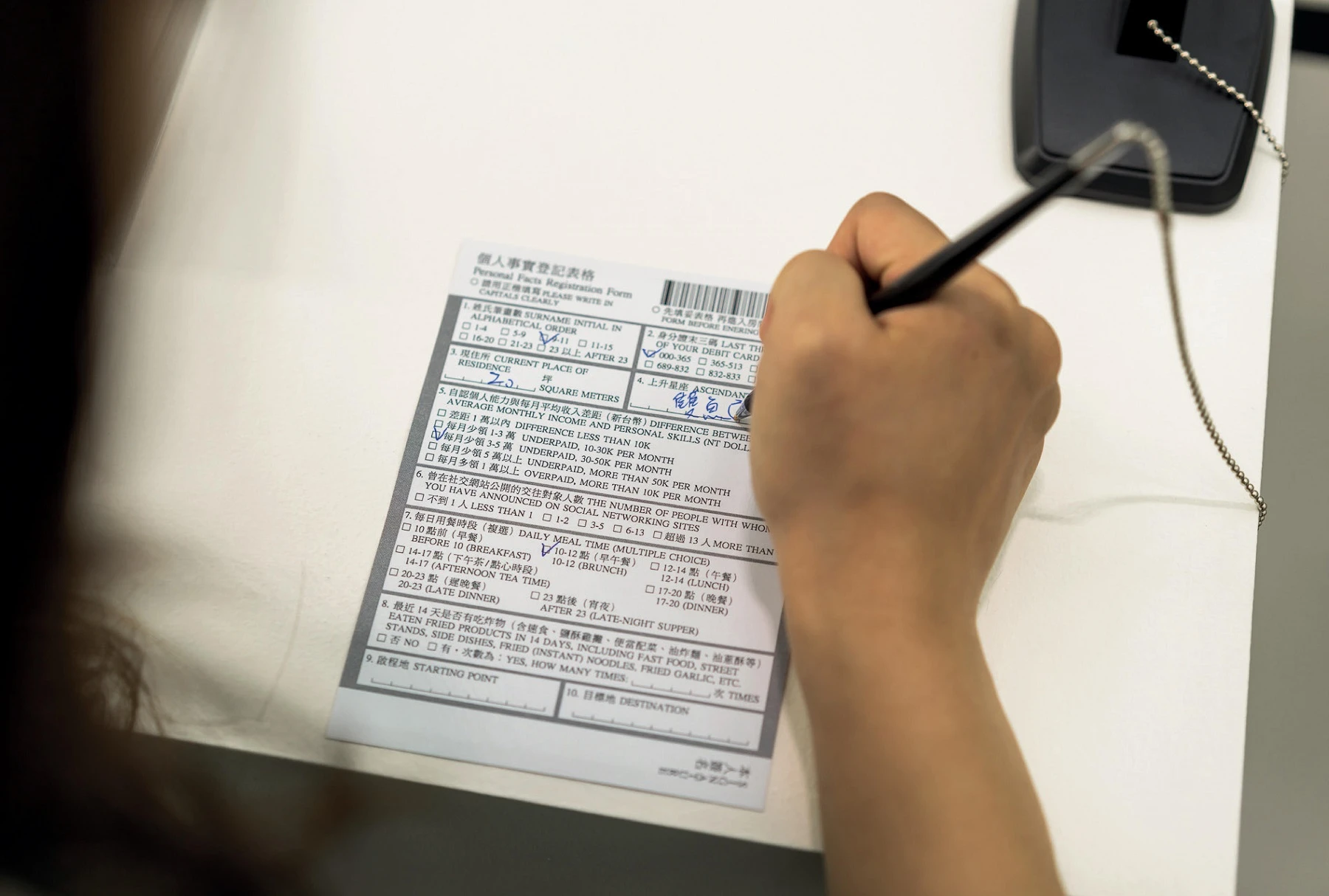 點擊觀看大圖-發條鼻子,《howwwwwww》, 2020;展場一景。©簡子鑫攝影 發條鼻子,《howwwwwww》, 2020;展場一景。©簡子鑫攝影-圖片