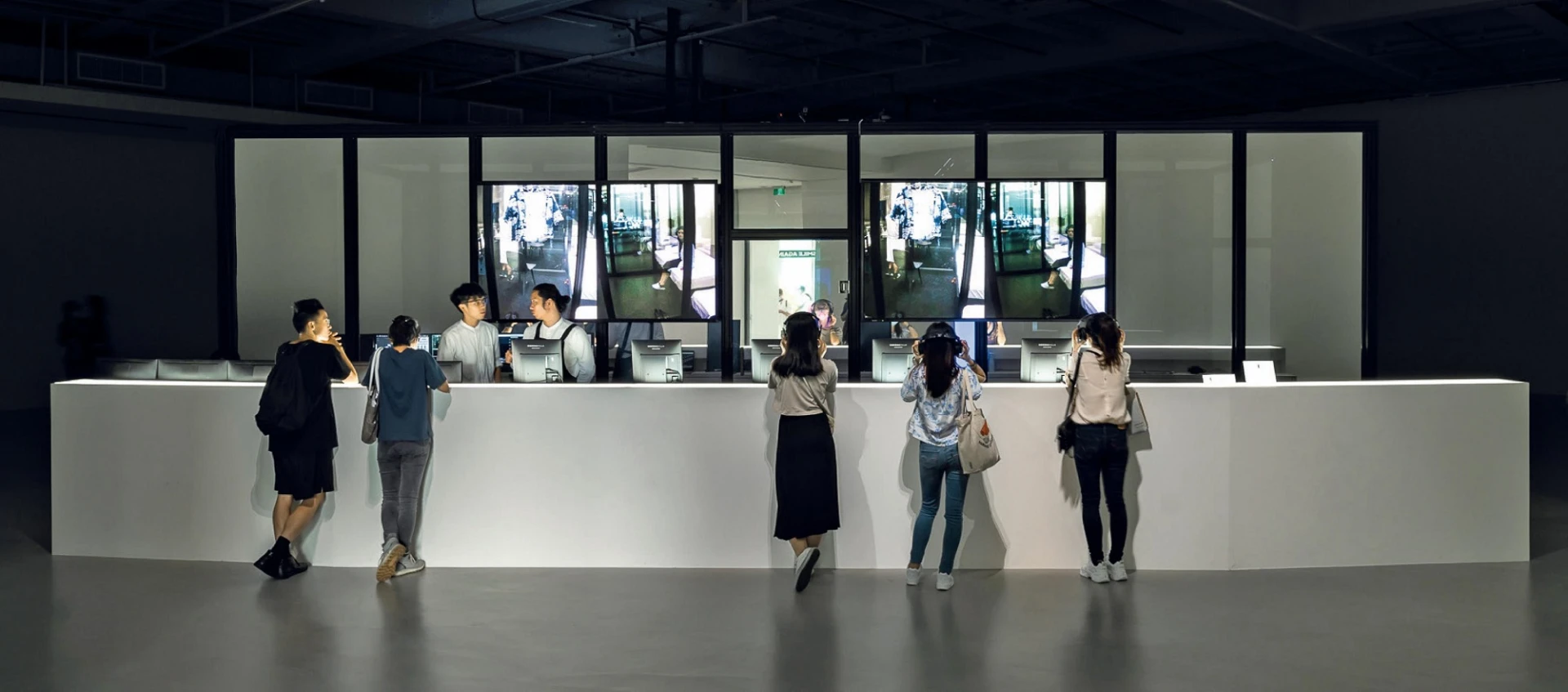 點擊觀看大圖-Baboo,《新!王冠度假村》,2020;展場一景。©簡子鑫攝影 Baboo,《新!王冠度假村》,2020;展場一景。©簡子鑫攝影-圖片