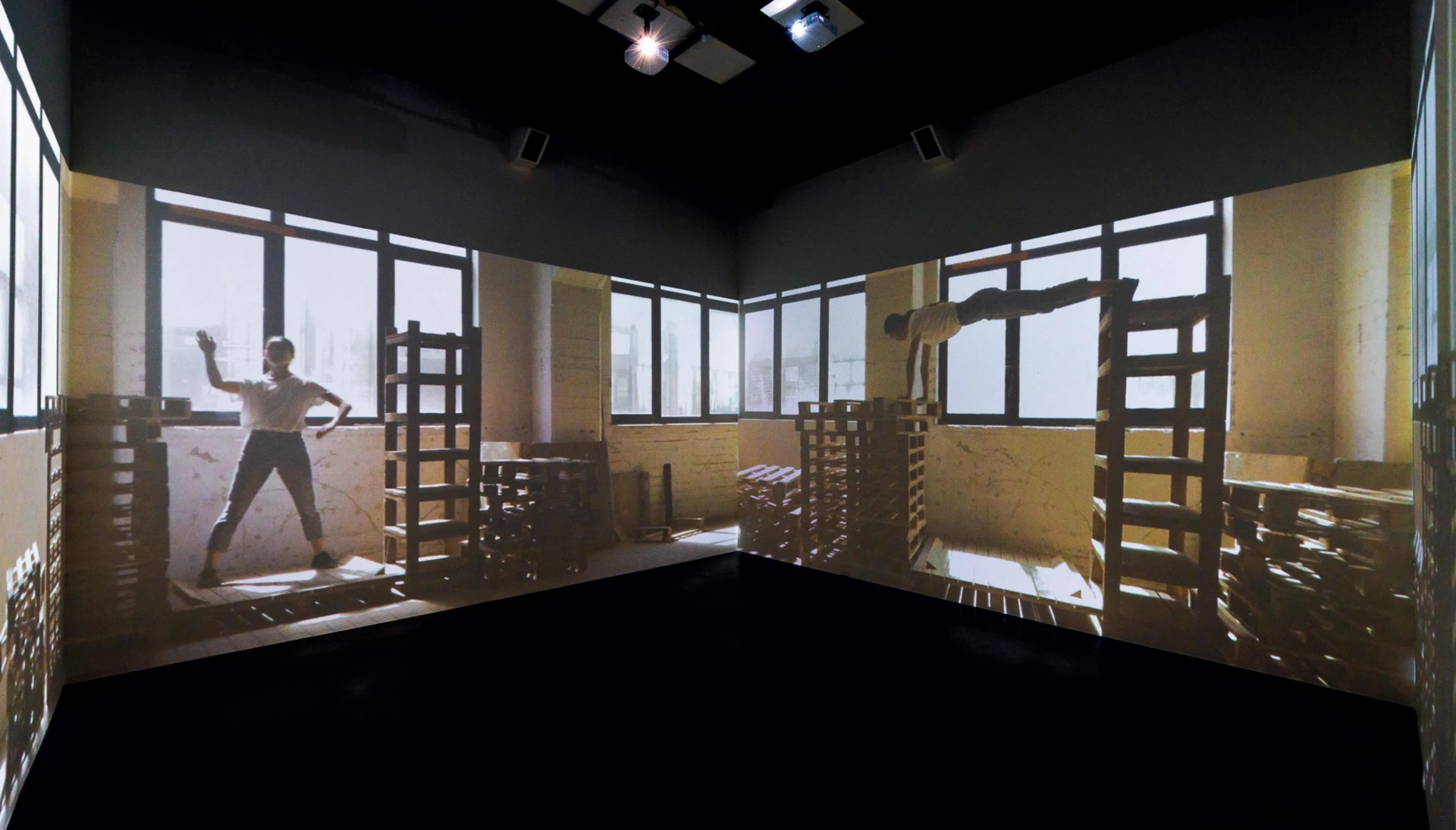 李貞葳，《14種承擔的練習》，2020；展場一景。©簡子鑫攝影-圖片