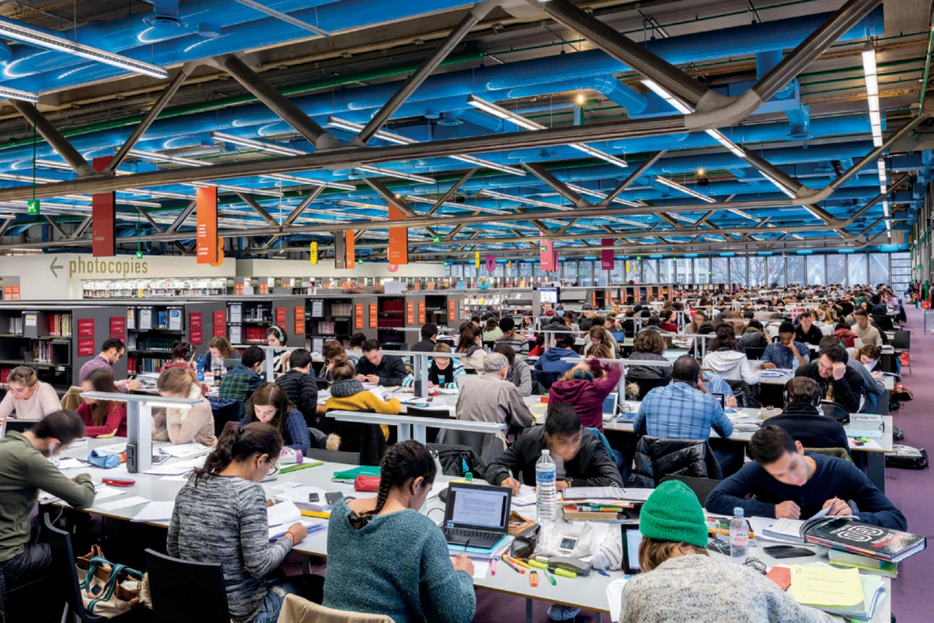 公共資訊圖書館二樓一景Courtesy Bpi ©Voyez-vous ©vinciane verguethen-圖片