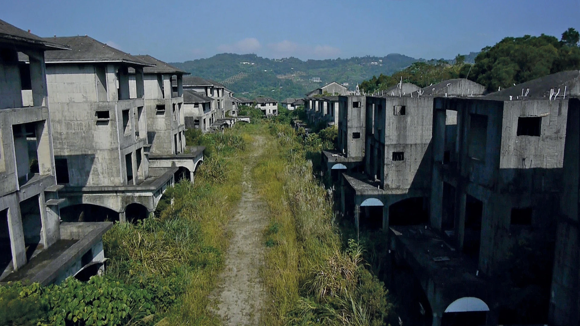 袁廣鳴，《能量的風景》，2014，單頻道錄像，7'30-圖片