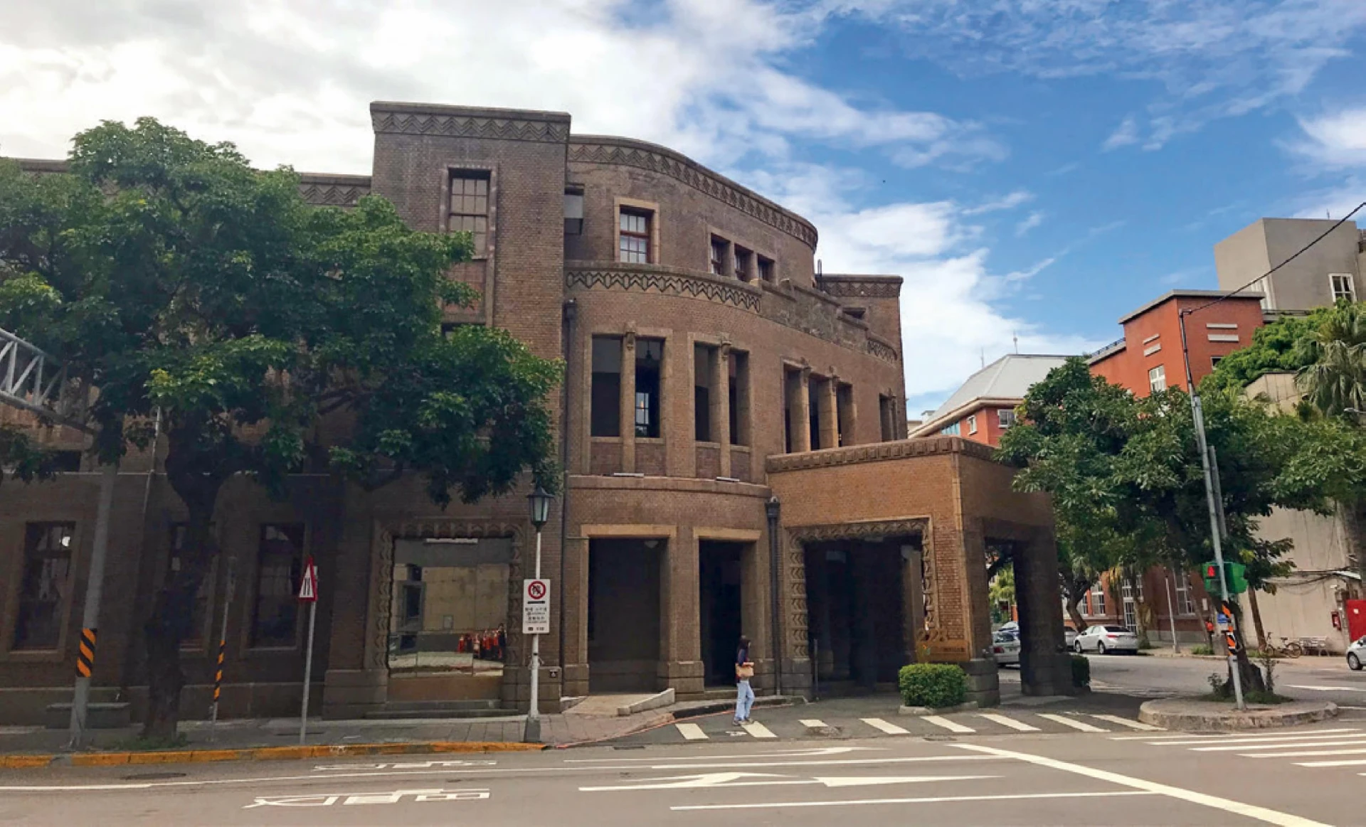 曾做為美國文化中心的南海路54號，現為二二八國家紀念館；林怡秀攝影，2020。-圖片