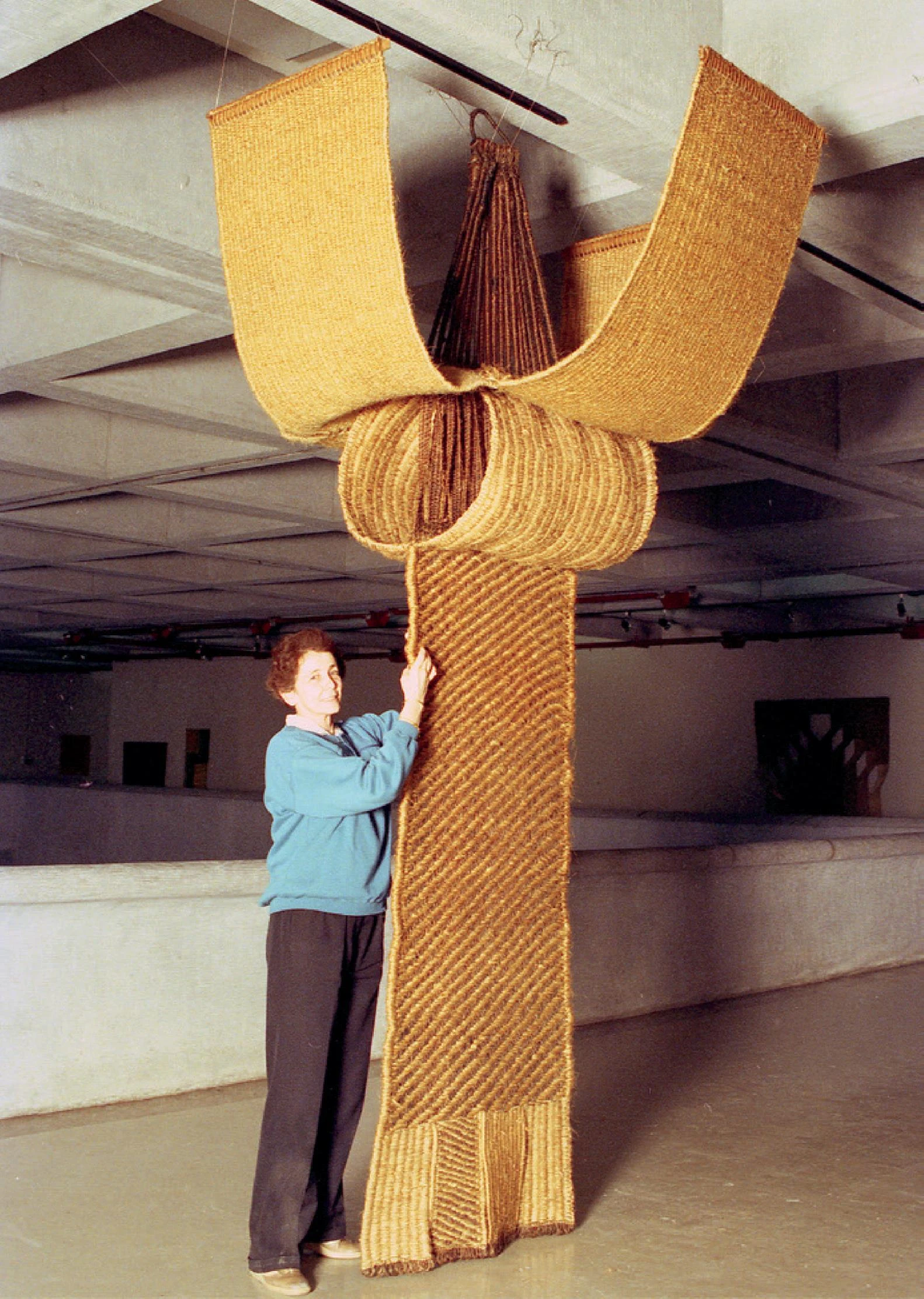 經緯之間：羅伊・坦恩織物展， 1987-圖片