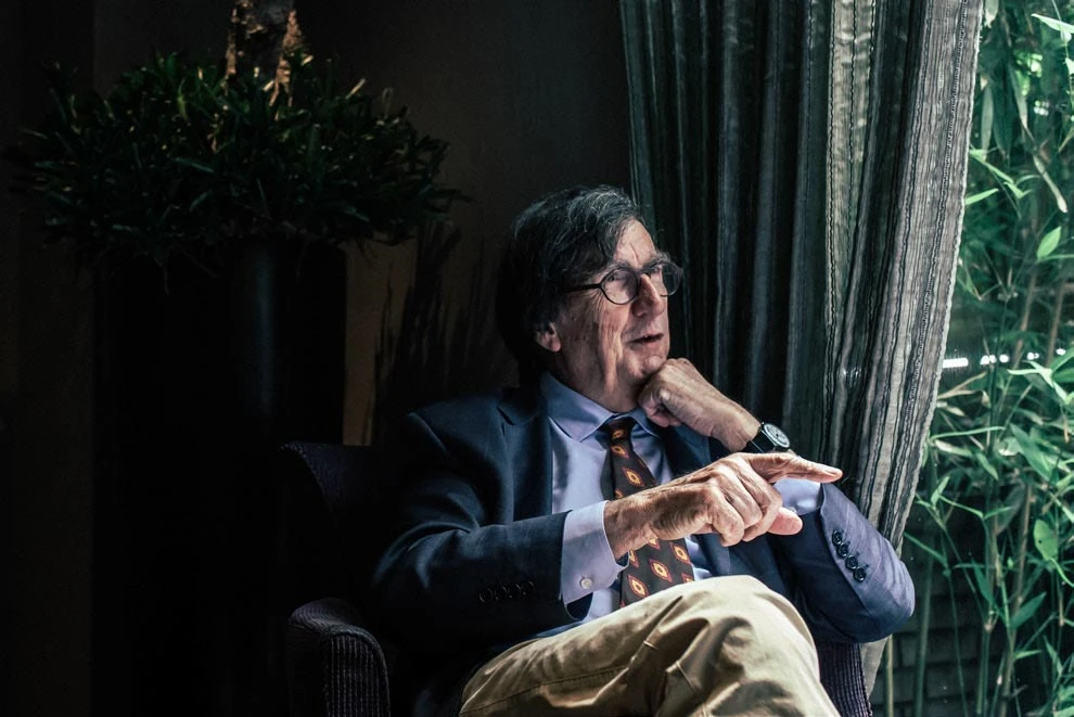 2020台北雙年展策展人拉圖（Bruno Latour）為科學技術學與生態政治學的代表性學者-圖片