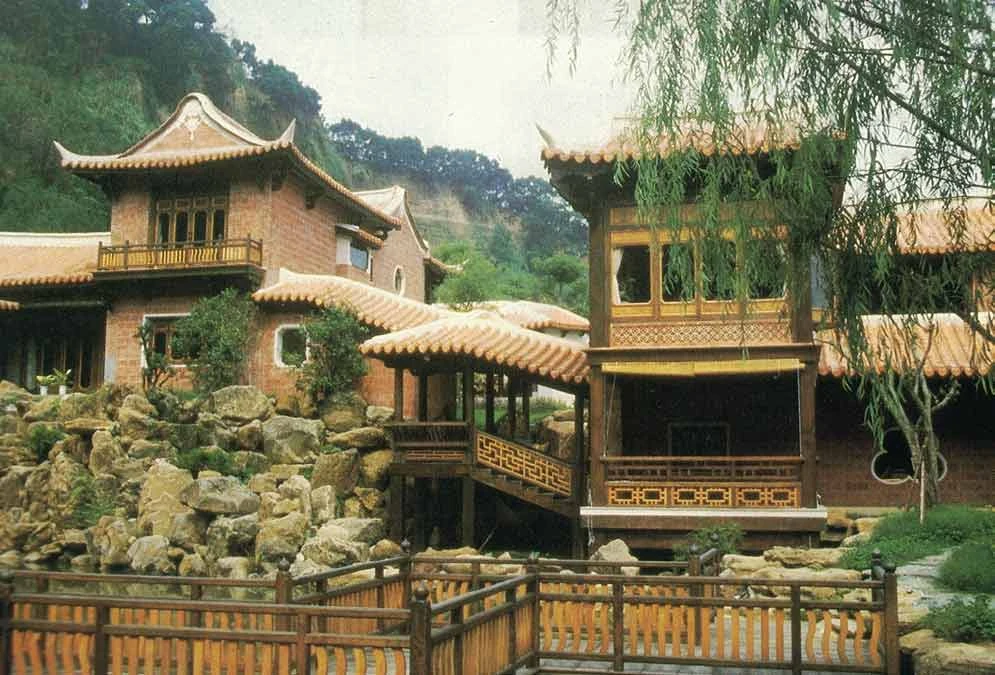 南園（1985）；圖片出自《雅砌》第6期，1990.06，頁32-圖片