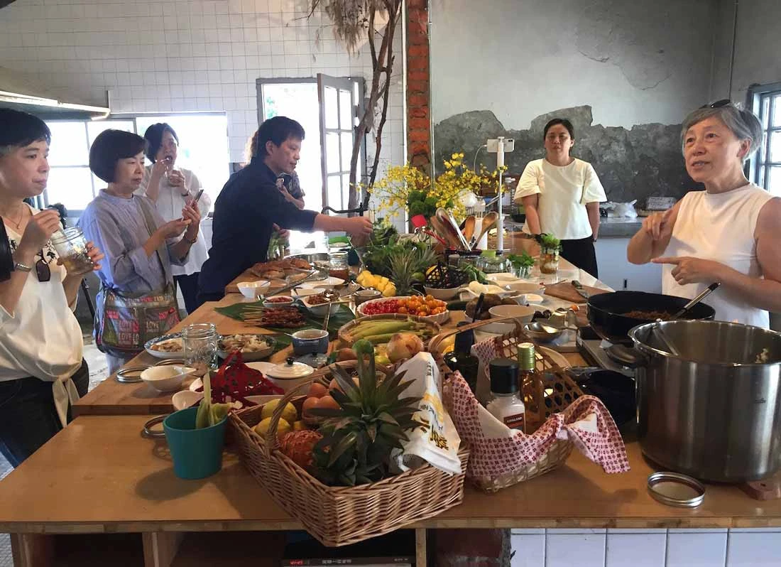 圖為較晚近的「舌尖上的旗津」藝術計畫活動現場，2019 ©吳瑪悧提供-圖片