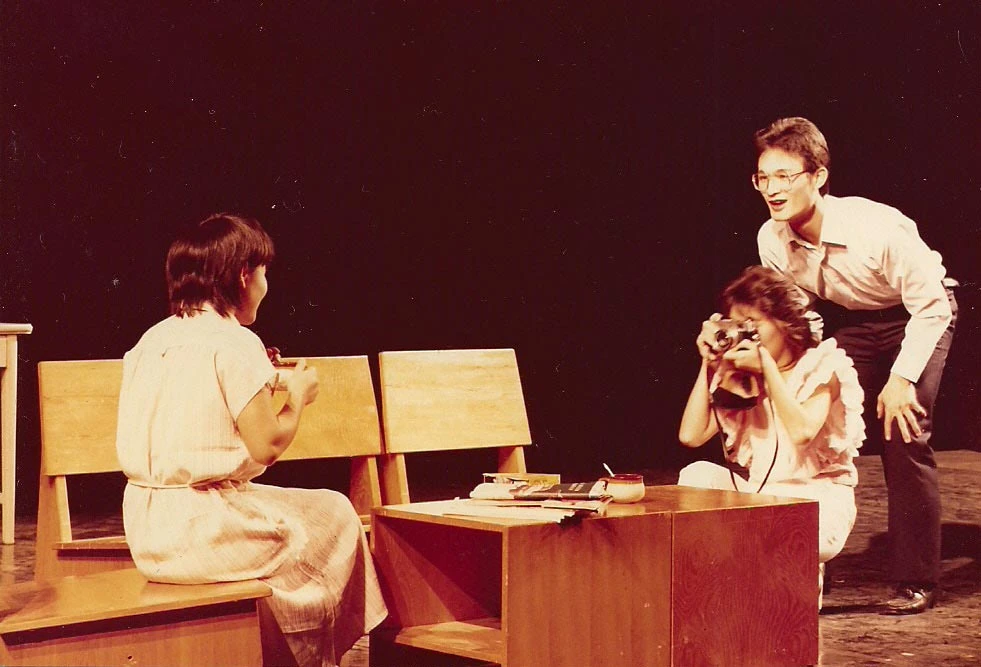 賴聲川第一齣戲：藝術學院大二的《我們都是這樣長大的》，1984；鴻鴻提供-圖片