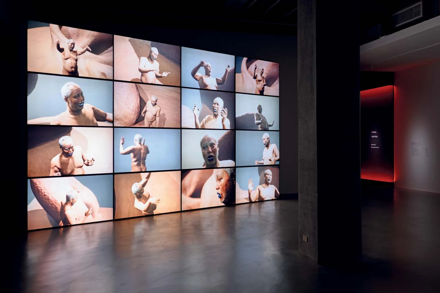 《椅子、砂紙、蟑螂、海、七、白蟻和香蕉》（展場一隅），CGI動畫，4K單頻道錄像，彩色有聲，循環播放，15分鐘，2021 ©台北市立美術館-圖片