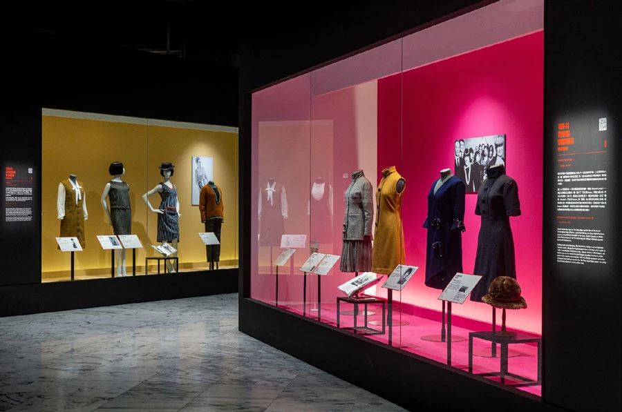 「瑪莉官：時尚革命者」展場一景；©臺北市立美術館-圖片