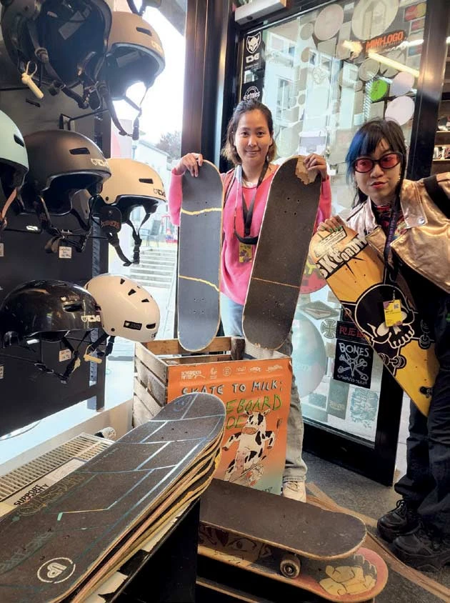 與當地滑板社群蒐集的二手滑板，將帶回泰國捐贈-圖片