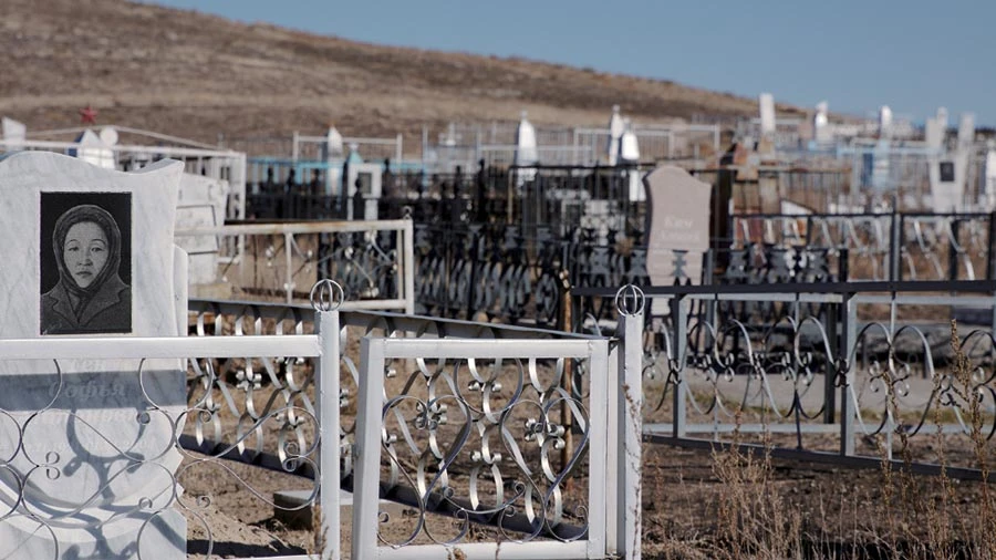 簡．金．凱森（Jane Jin Kaisen），《離別社群》（Community of Parting），2019，錄像裝置，72'13-圖片