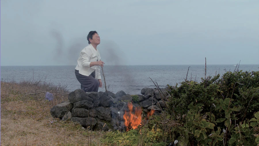 簡．金．凱森（Jane Jin Kaisen），《離別社群》（Community of Parting），2019，錄像裝置，72'13-圖片