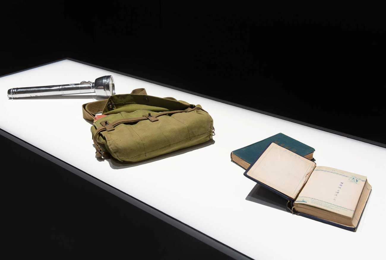 《牯嶺街少年殺人事件》道具，於「略有志氣的少年」展區一景。圖片來源：臺北市立美術館-圖片