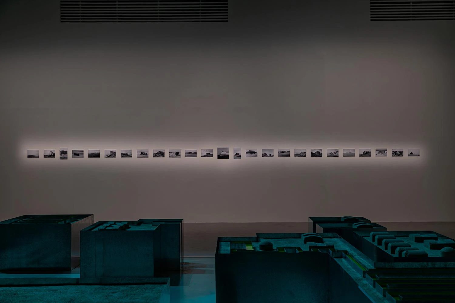 專題　當代藝術與戰爭-圖片