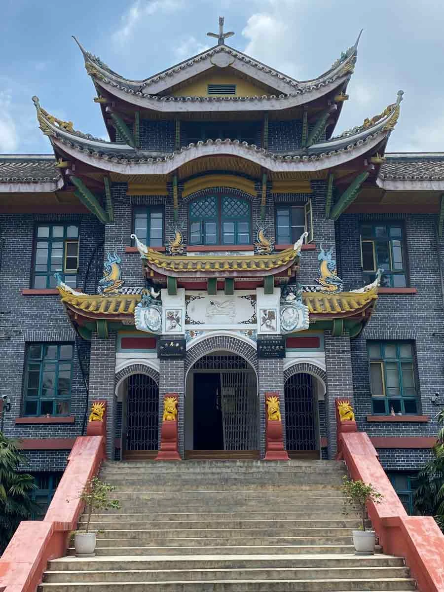 華西協合大學萬德堂，中國四川；蔣雅君攝影。-圖片
