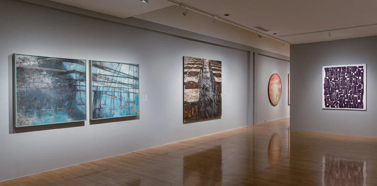 點擊觀看大圖-陳誼嘉,(左至右)《螢光盪鞦韆》、《日光浴》、《砌》;「喧囂的孤獨:臺灣膠彩百年尋道」展場 陳誼嘉,(左至右)《螢光盪鞦韆》、《日光浴》、《砌》;「喧囂的孤獨:臺灣膠彩百年尋道」展場-圖片