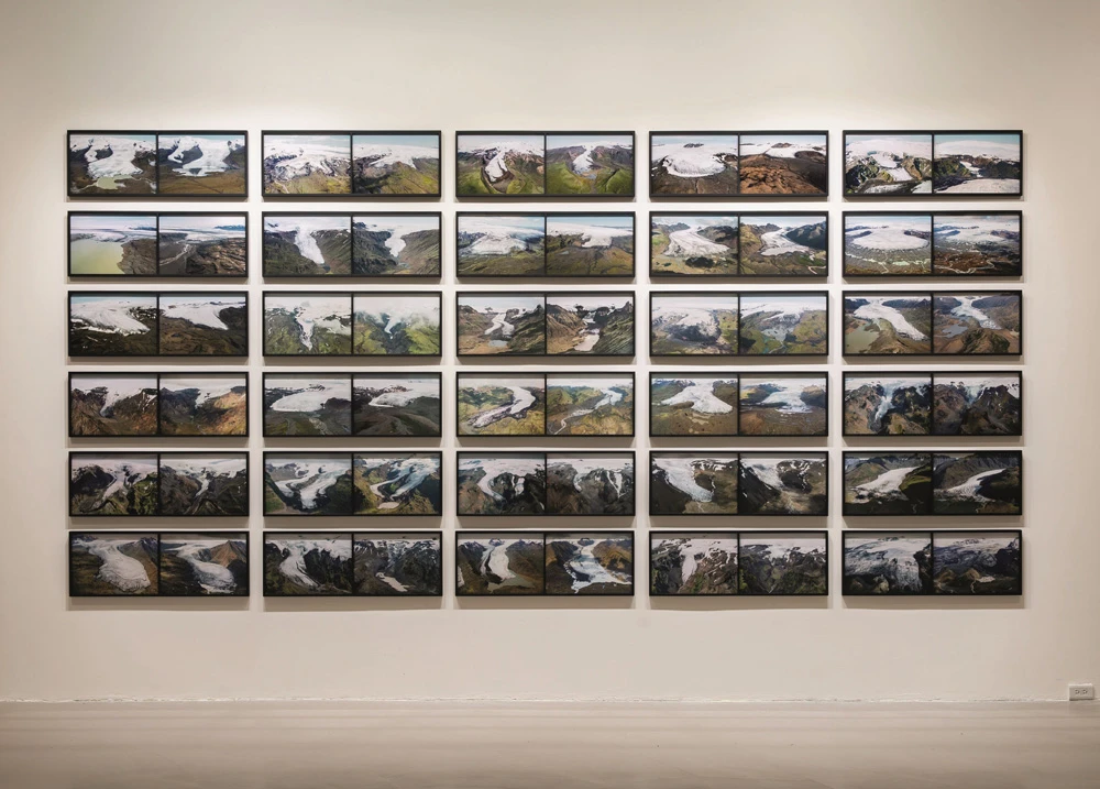 《冰河融化系列1999/2019》（<i>The glacier melt series 1999/2019</i>），2019。作品由藝術家；柏林neugerriemschneider；紐約／洛杉磯Tanya Bonakdar Gallery 提供。© 2019 奧拉弗・埃利亞松。北美館「奧拉弗・埃利亞松：你的好奇旅程」展場一景。-圖片