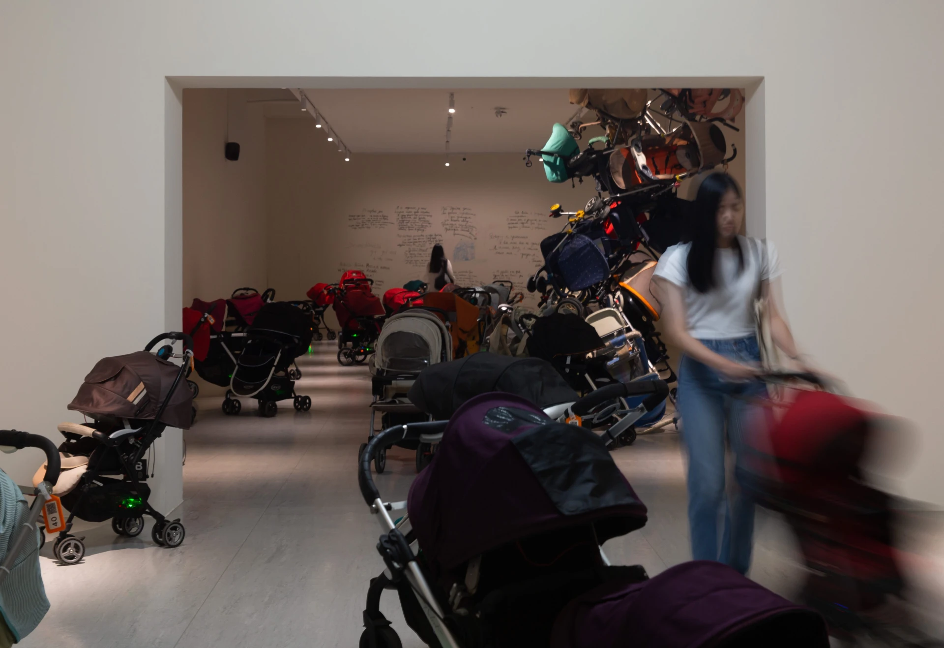 「之間 ll ——徐瑞憲個展」展覽現場。-圖片